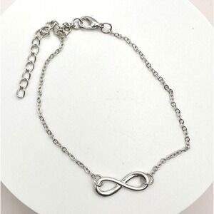 Vintage 90s Silver Tone Infinity Charm Bracelet Retro Y2K Women's Jewelry